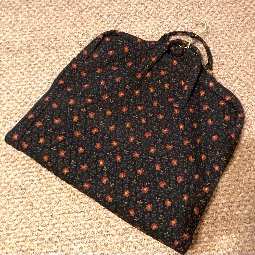 Vera Bradley Fabric Garment Bag luggage with Flowered Designs & zipper pockets - Picture 8 of 9